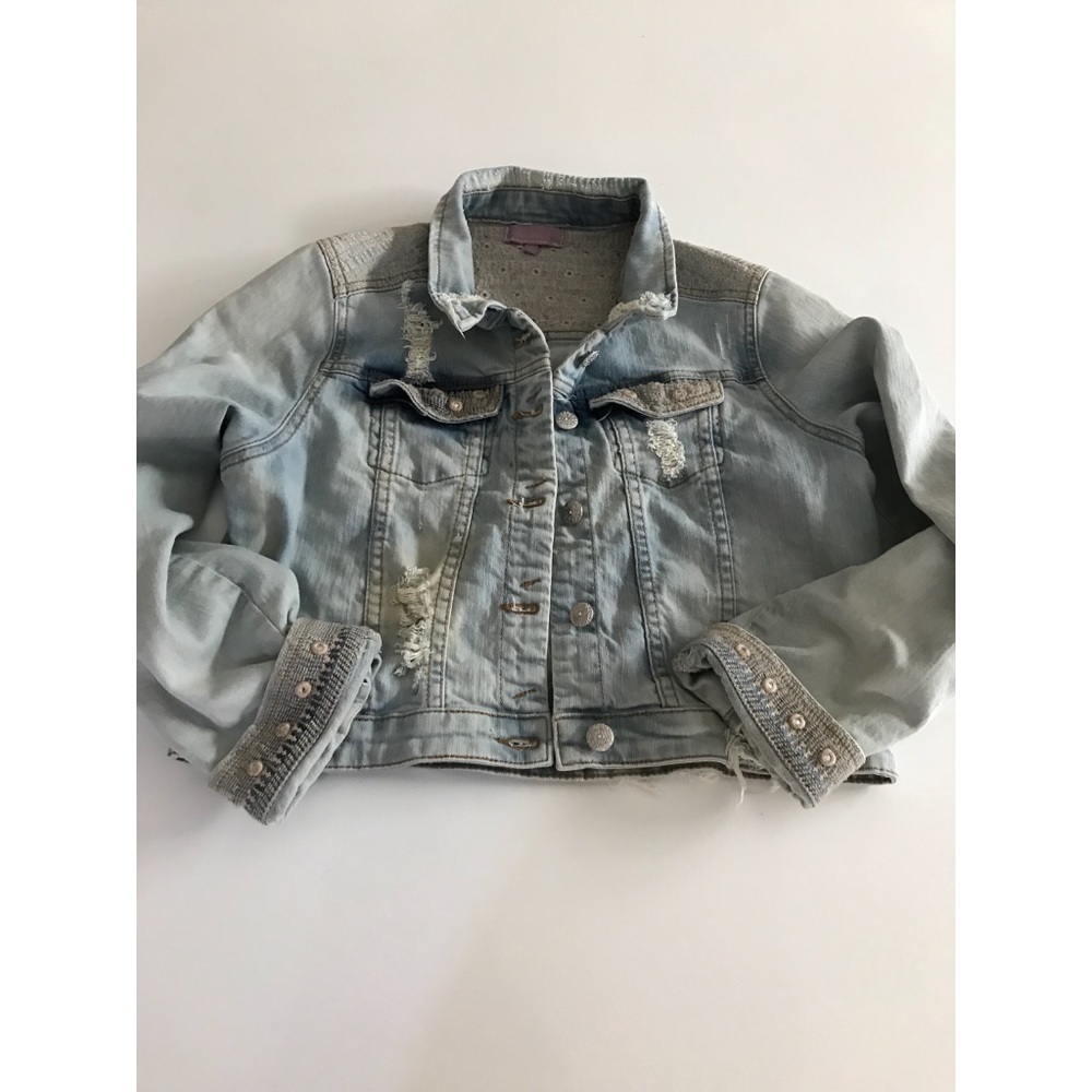 Washed Out Distressed Jean Jacket - Picture 4 of 8